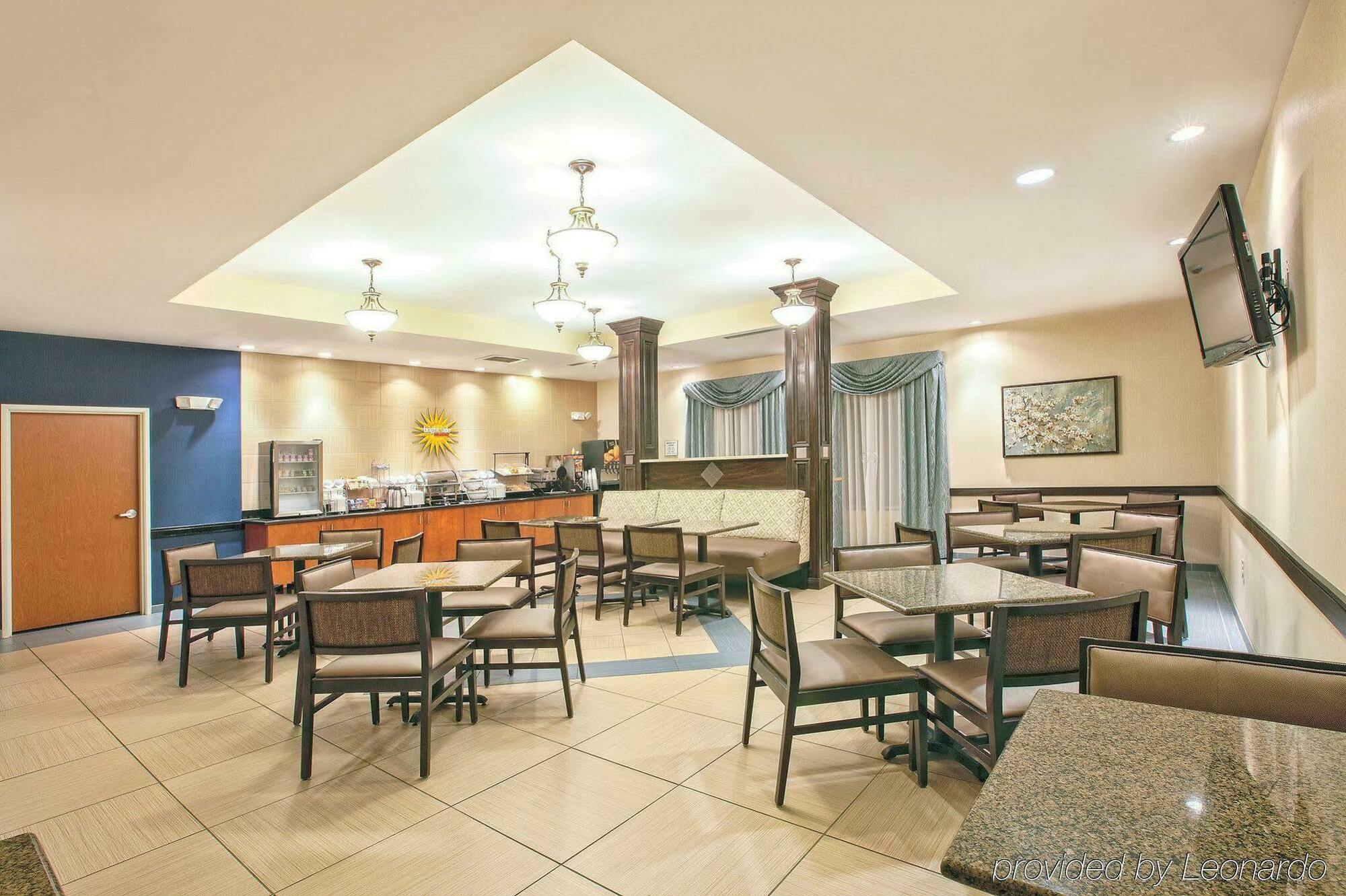 La Quinta By Wyndham Indianapolis Airport 3*