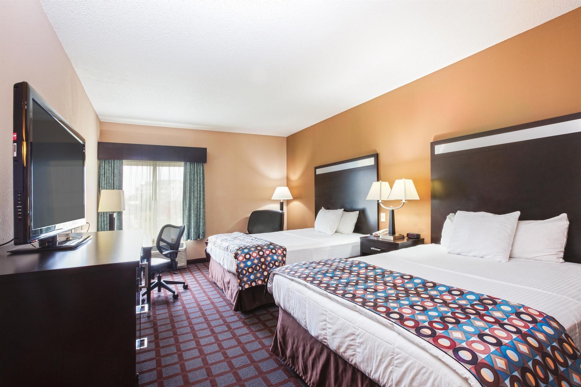 La Quinta By Wyndham Indianapolis Airport 3*