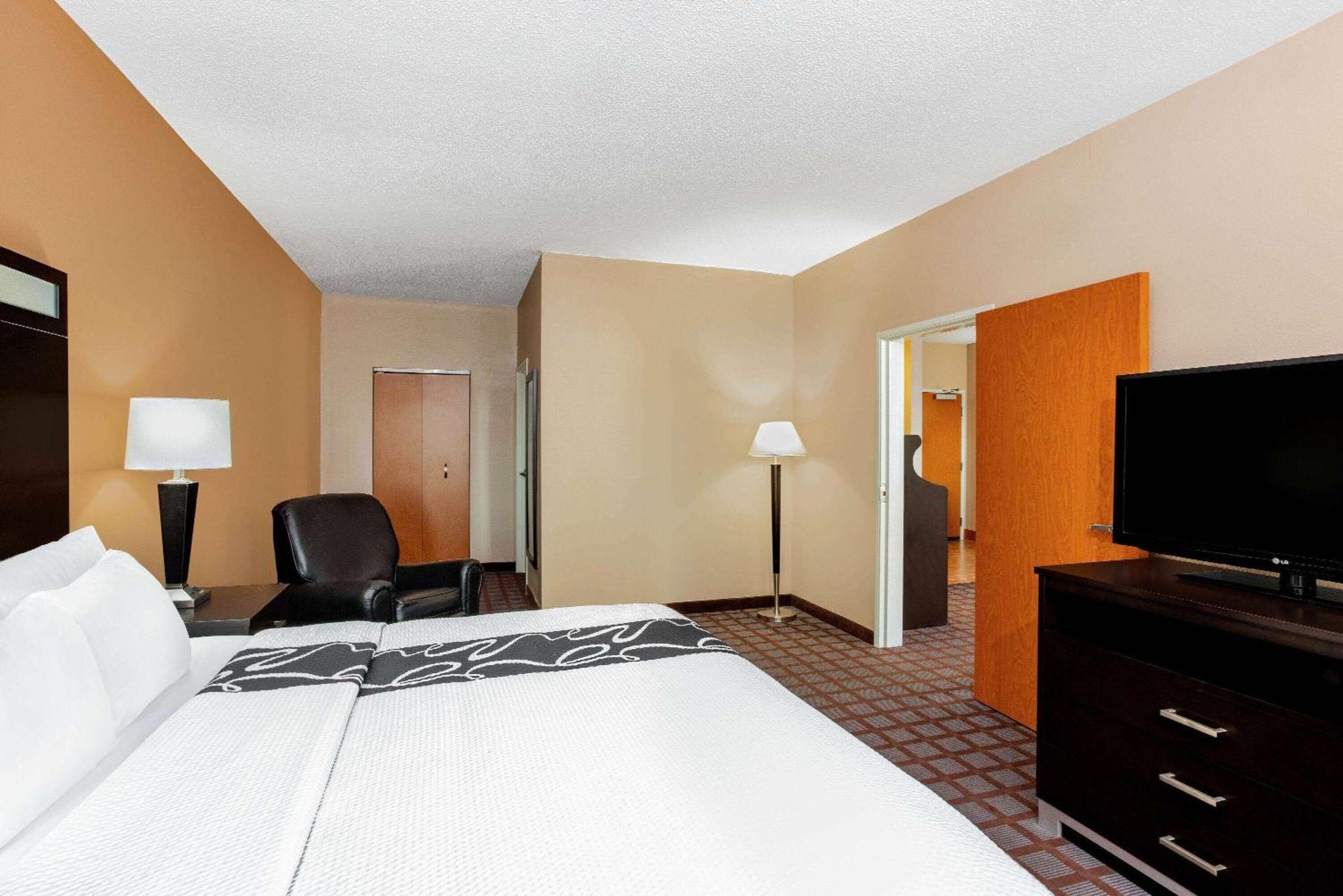 La Quinta By Wyndham Indianapolis Airport 3*
