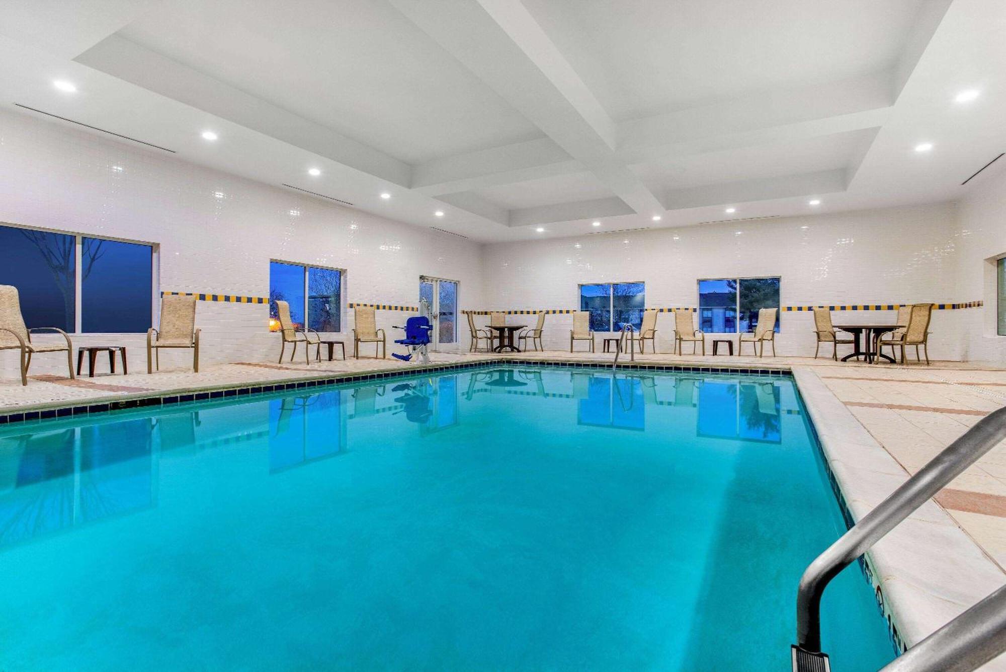La Quinta By Wyndham Indianapolis Airport Plainfield